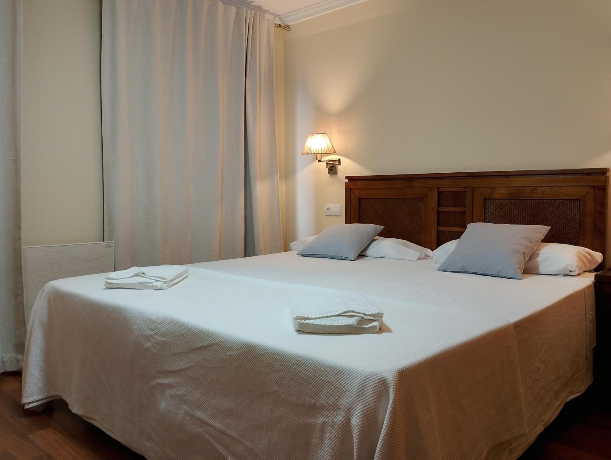 Cabalo Furado Tui Hotell Eksteriør bilde