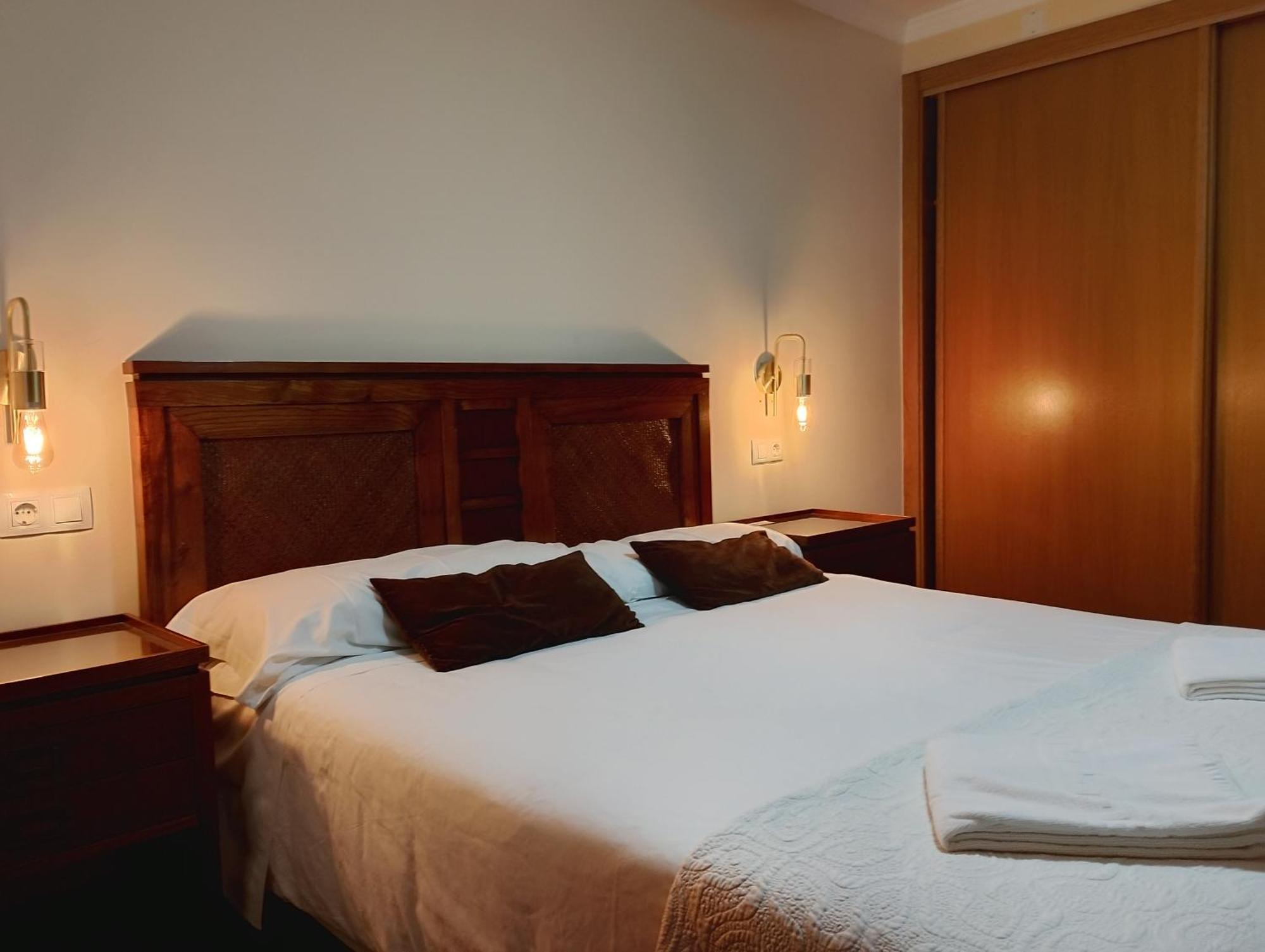 Cabalo Furado Tui Hotell Eksteriør bilde
